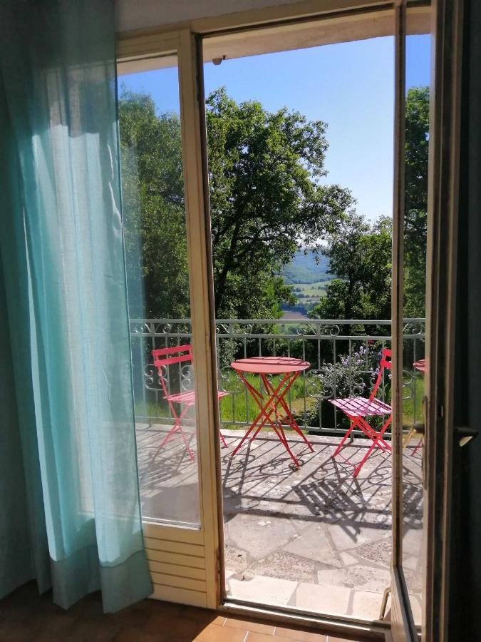 Alabrena Bed and Breakfast Feneyrols Buitenkant foto